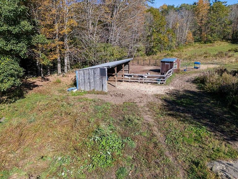 148 County Farm Road photo 5