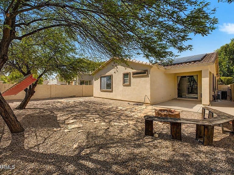10783 W MONROE Street photo 5
