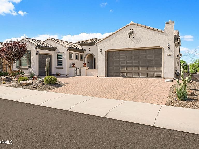 26357 W MATTHEW Drive photo 1