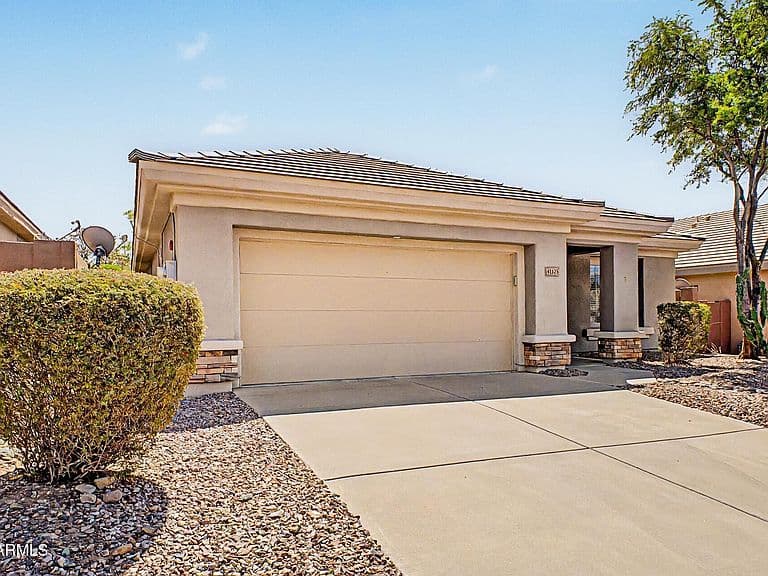 41105 N PRESTANCIA Drive photo 5