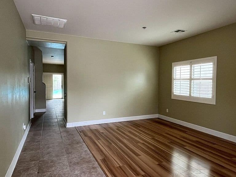 43446 W MAGNOLIA Road photo 2