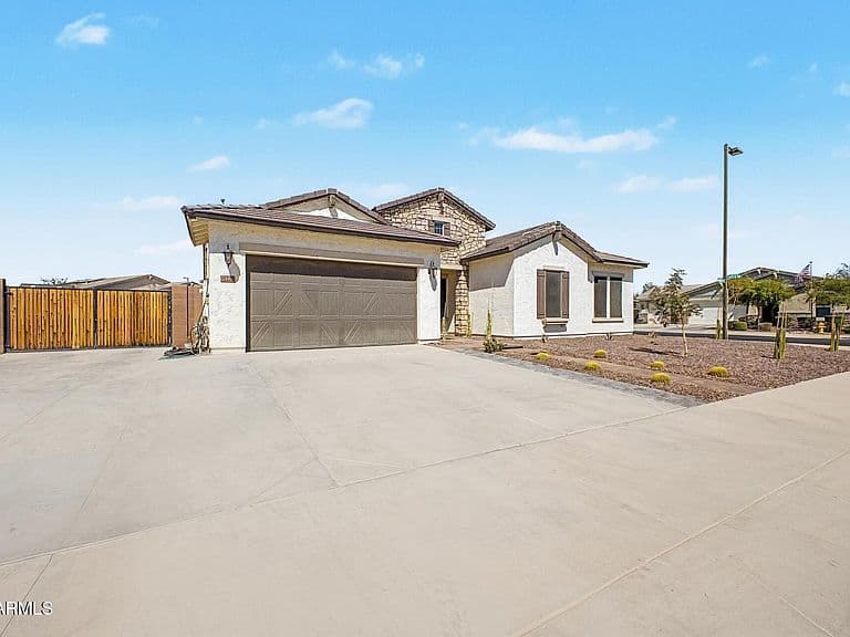 18322 W COOLIDGE Street photo 5