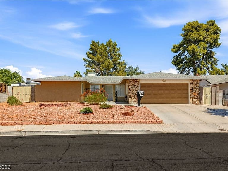 3948 Oakhill Ave photo 1