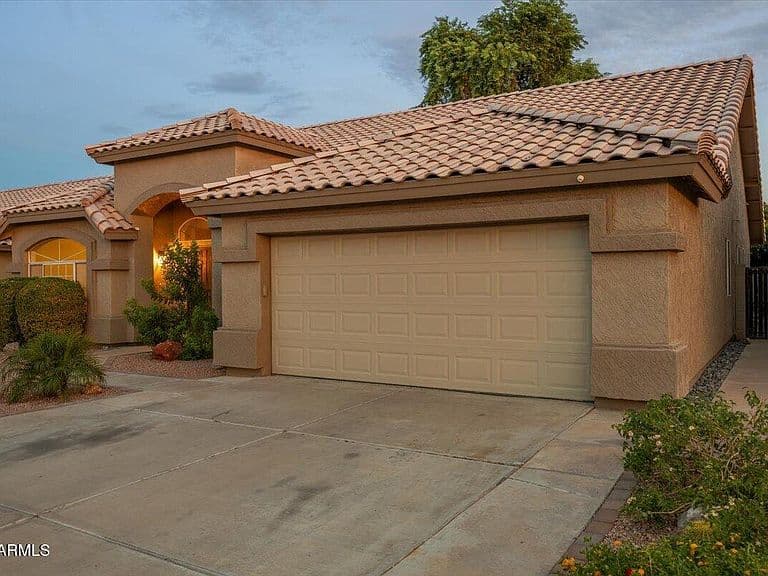 2347 E RANCH Road photo 3