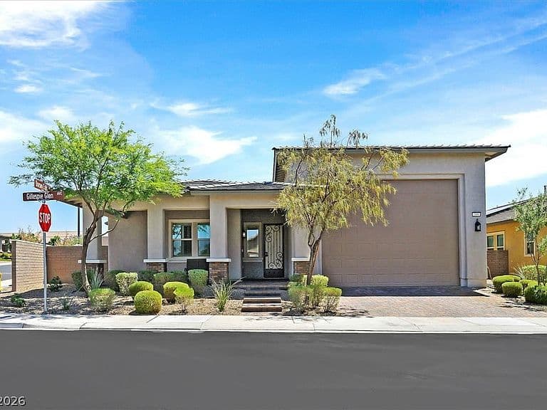 349 Gillespie Glen Ave photo 1