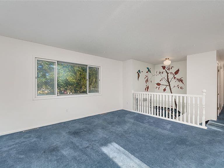 309 Westgate Dr photo 5