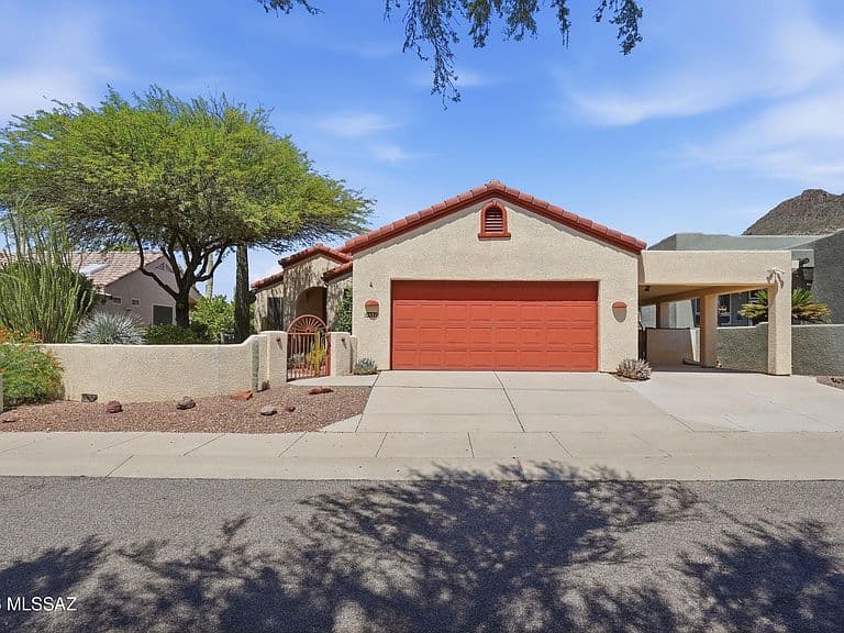 2682 S Falcon View Dr photo 1