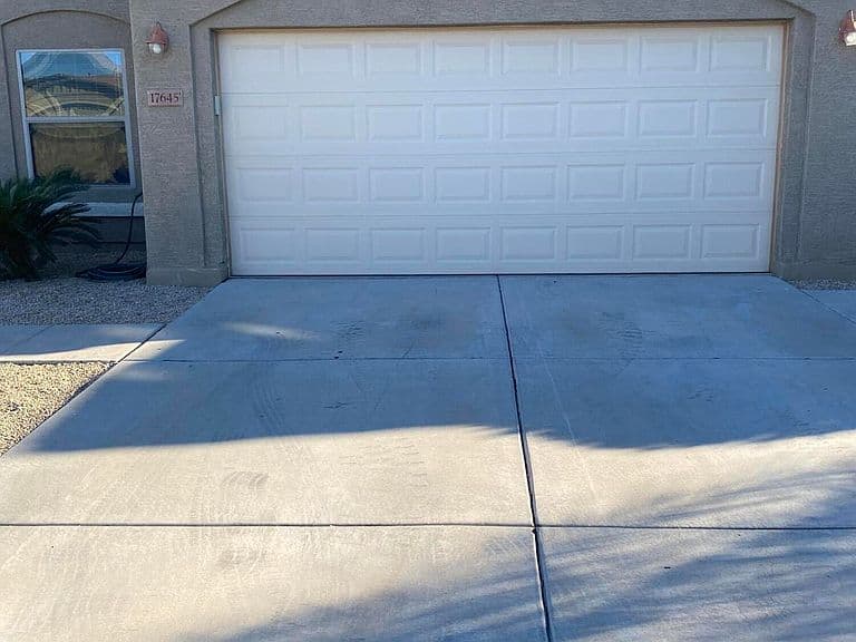 17645 W LUNDBERG Street photo 1