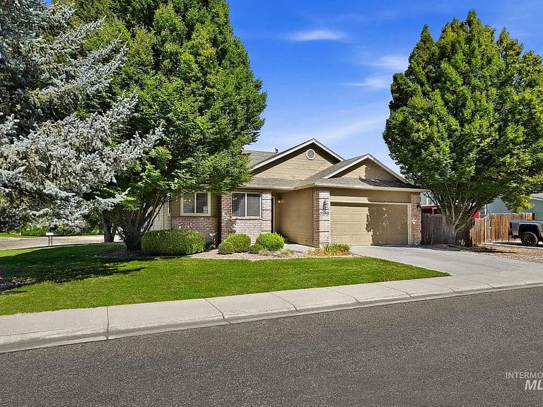 11248 W Red Maple Dr photo 2