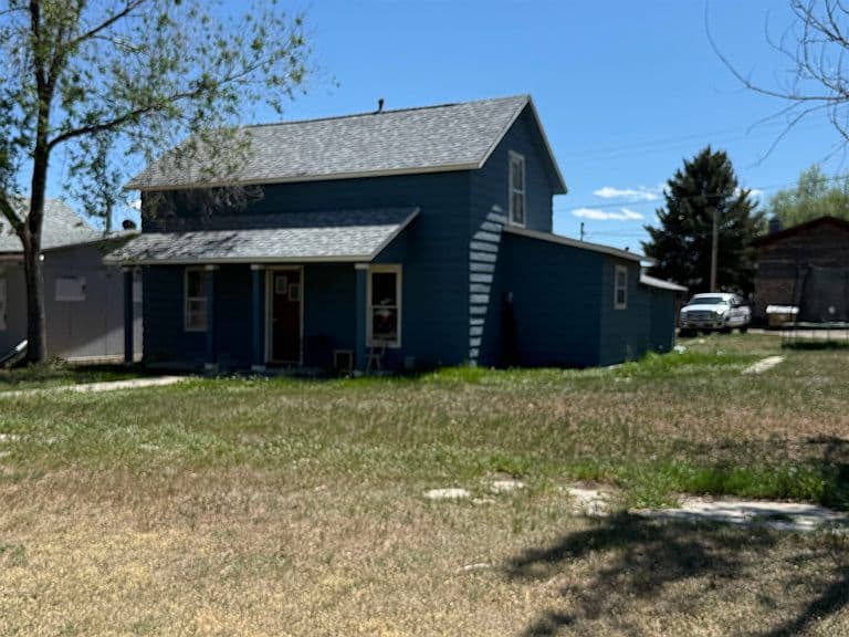 711 Amoretti St photo 1