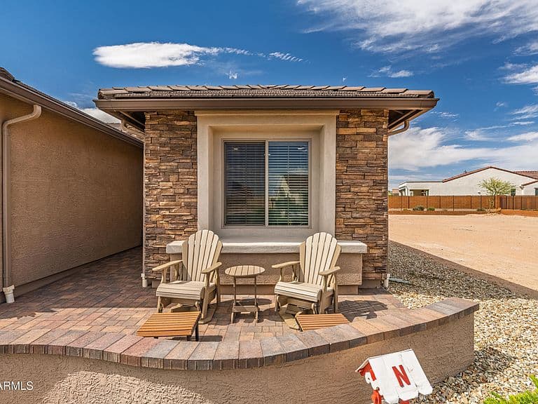 4318 W ACACIA Drive photo 5