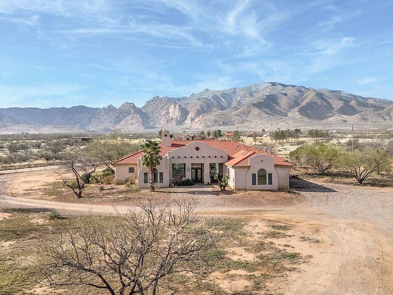 1055 W Dream Catcher Way photo 5