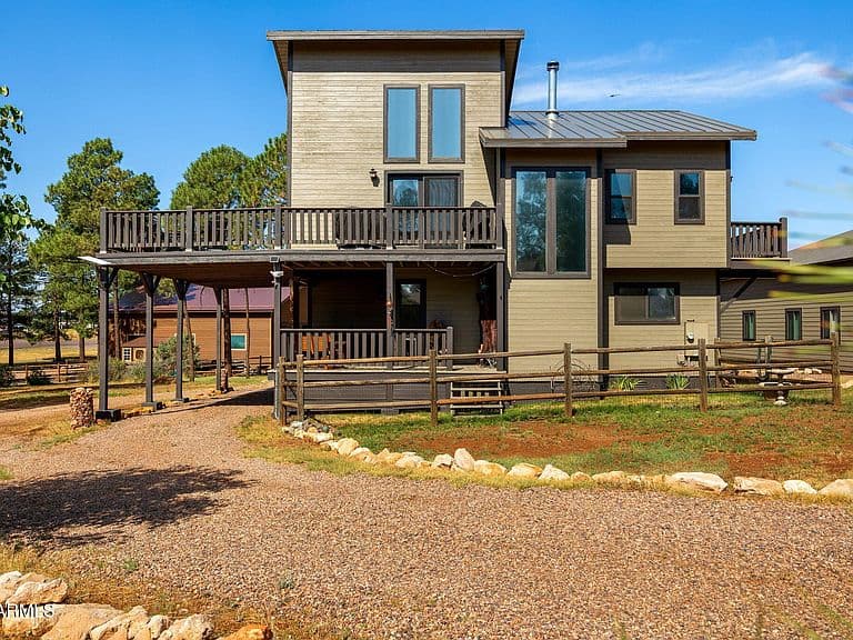 2266 SPITFIRE Circle photo 5