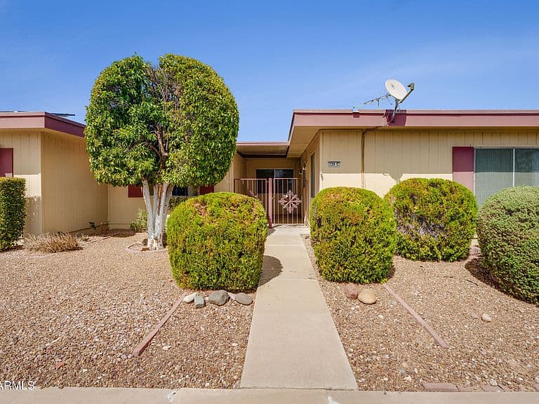 13720 N 98TH Avenue #C photo 1