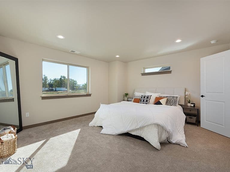 53 Canvasback Ave photo 5