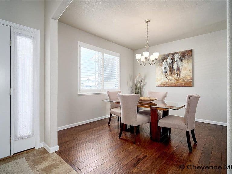 1307 Marie Ln photo 3