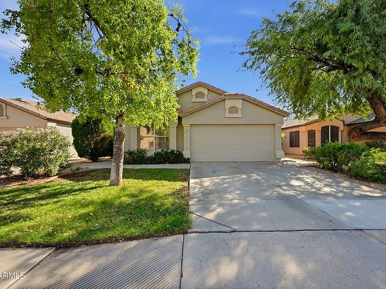2249 E PINTO Drive photo 1