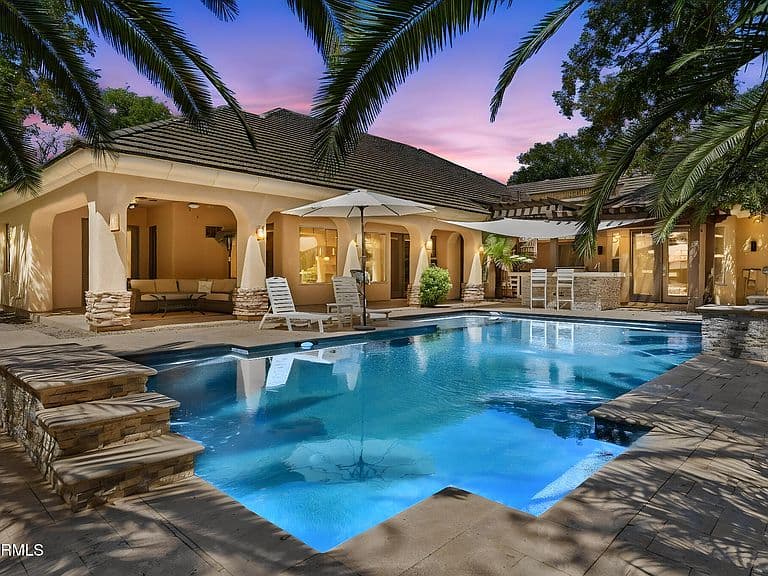 15445 E BRONCO Court photo 1
