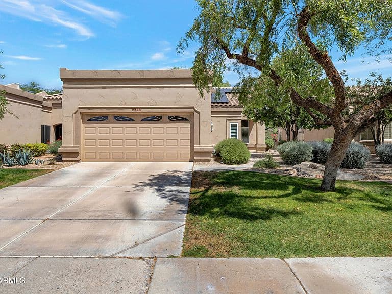 8332 W Taro Lane photo 1