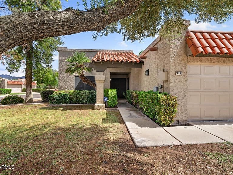 9493 E JENAN Drive photo 3