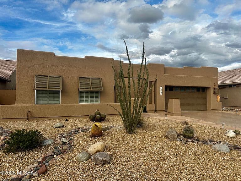 64240 E Greenbelt Ln photo 2