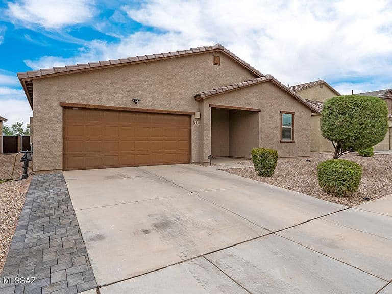 4951 E Wash Overlook Dr photo 2