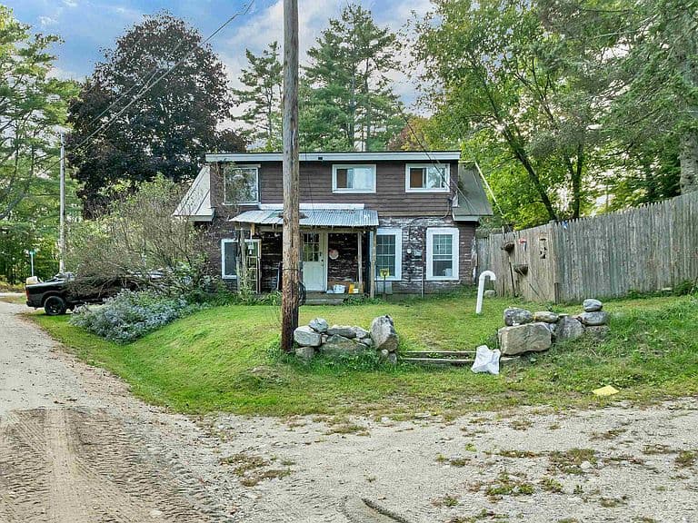 3 Neils Lane photo 1