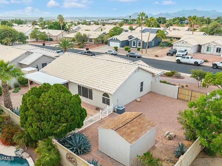 6321 E PRESIDIO Street photo 3