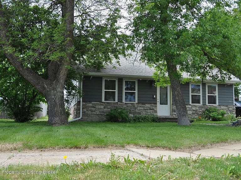 507 4th Ave W photo 2