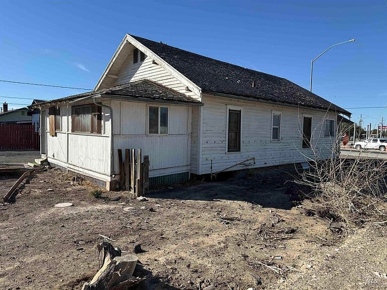 817 Burley Ave photo 5