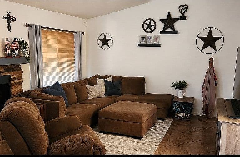 3513 E Cuervo Ln photo 3