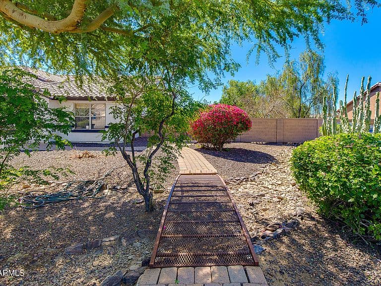 38414 N 12TH Street photo 5