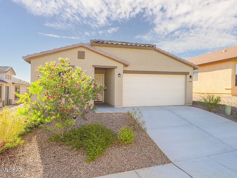 1698 Tenen Pass Dr photo 3