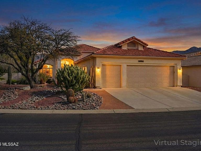 38049 S Silverwood Dr photo 1