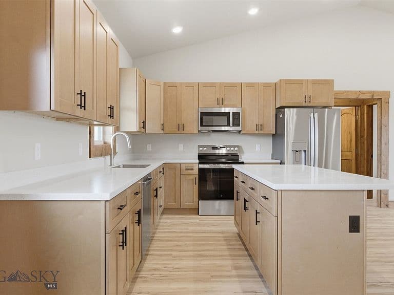 3 Doris Dr photo 4