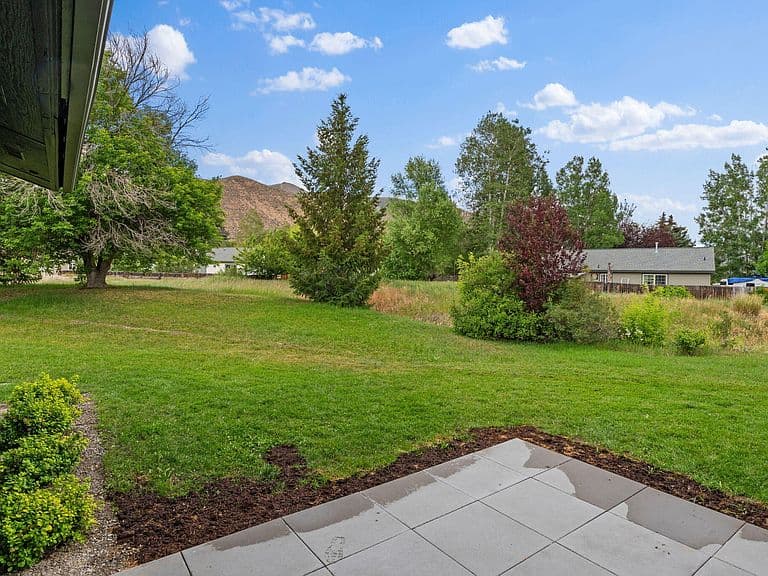 1210 Baldy View Dr photo 5