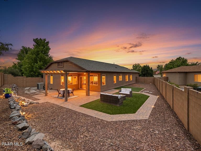 7904 N Paradise Canyon Ln photo 5