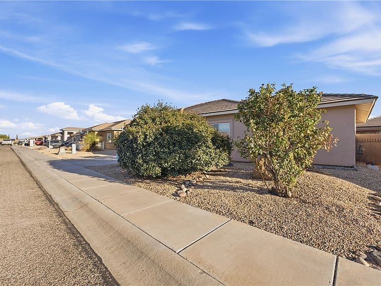 2392 Graystone Drive photo 3