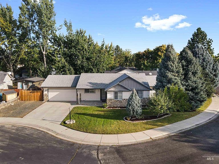 379 N Procyon Pl photo 1