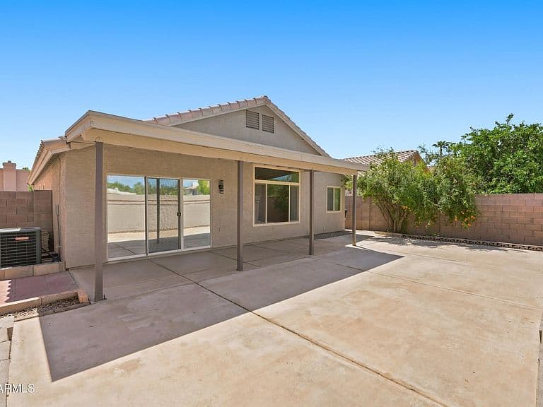 860 N CHOLLA Street photo 3