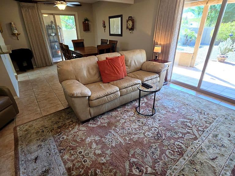 10521 E ELMHURST Drive photo 4