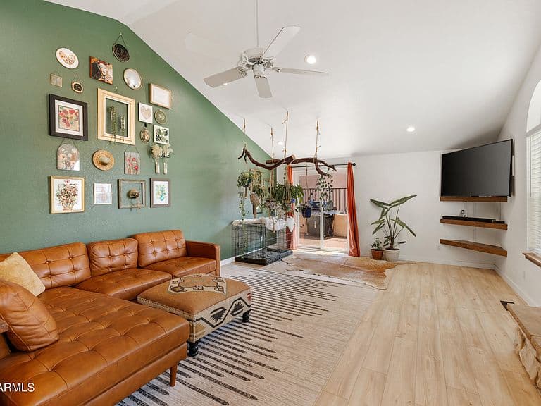 25 Miner Circle photo 5
