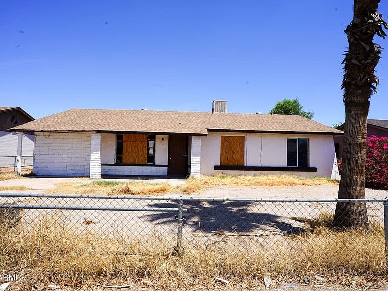 4838 W CORONADO Road photo 2