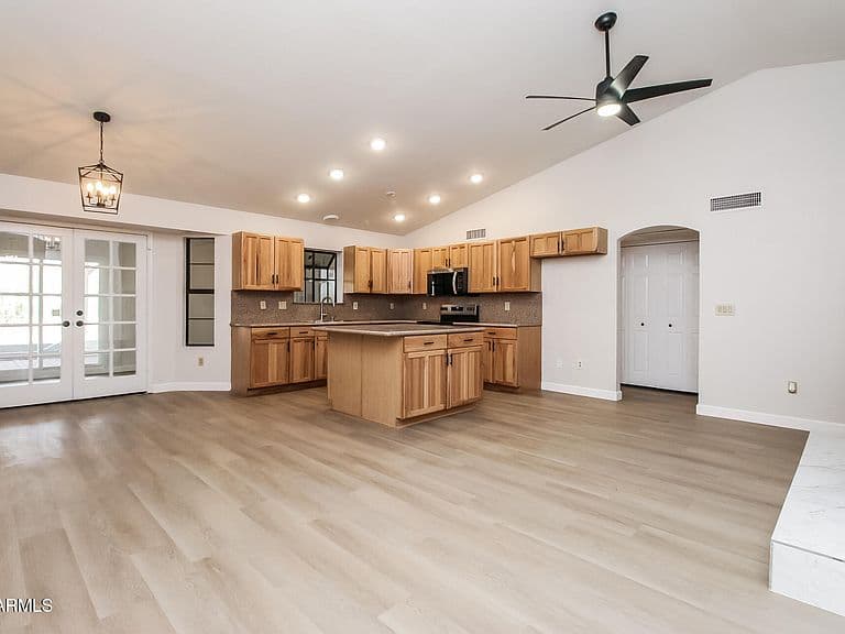 3961 N VAL VISTA Road photo 4