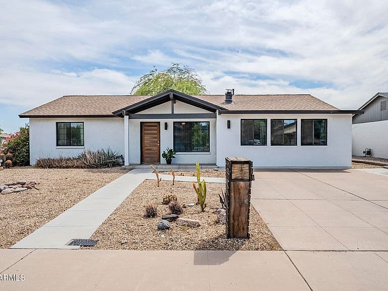 1 W Rice Drive photo 2