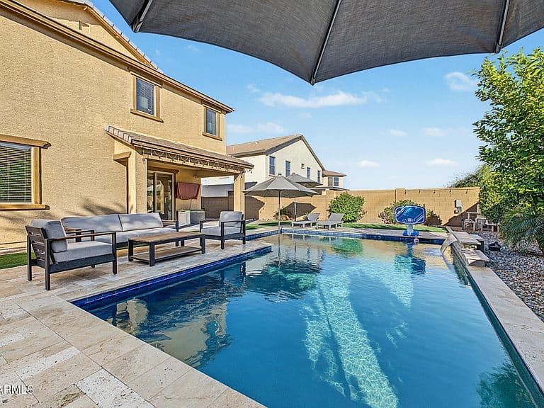 15787 W POINSETTIA Drive photo 3