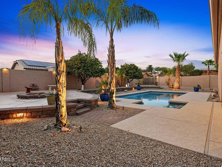 14644 N GREENHURST Avenue photo 2