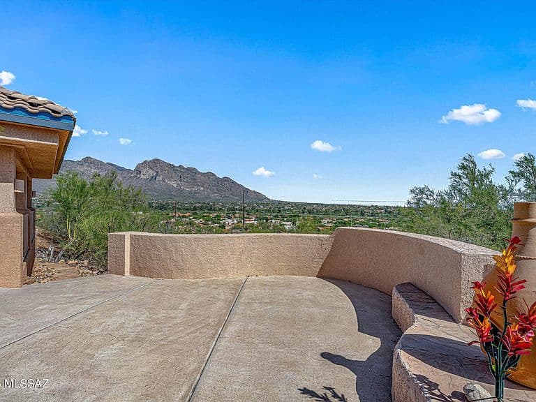 10431 N Stargazer Dr photo 4