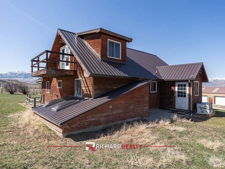 16 Caddis Ln photo 3