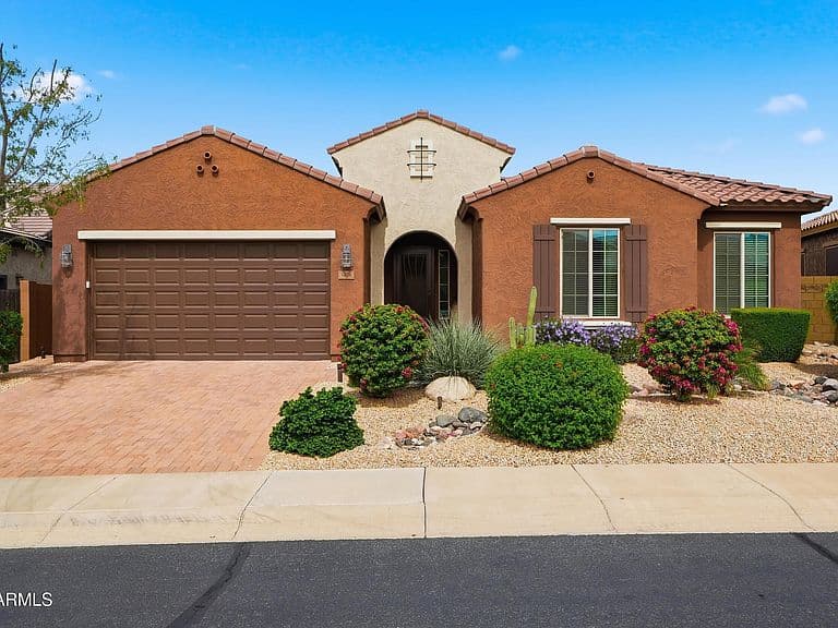 5916 E BRAMBLE BERRY Lane photo 1